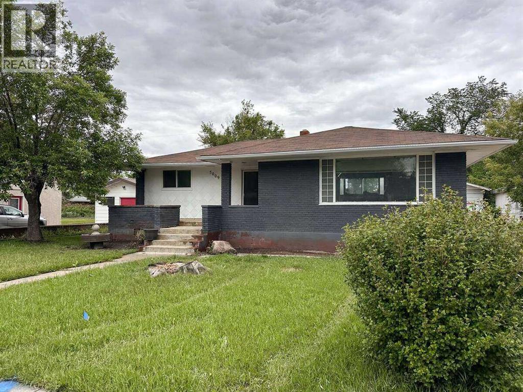 5009 51 Avenue, Taber, Alberta