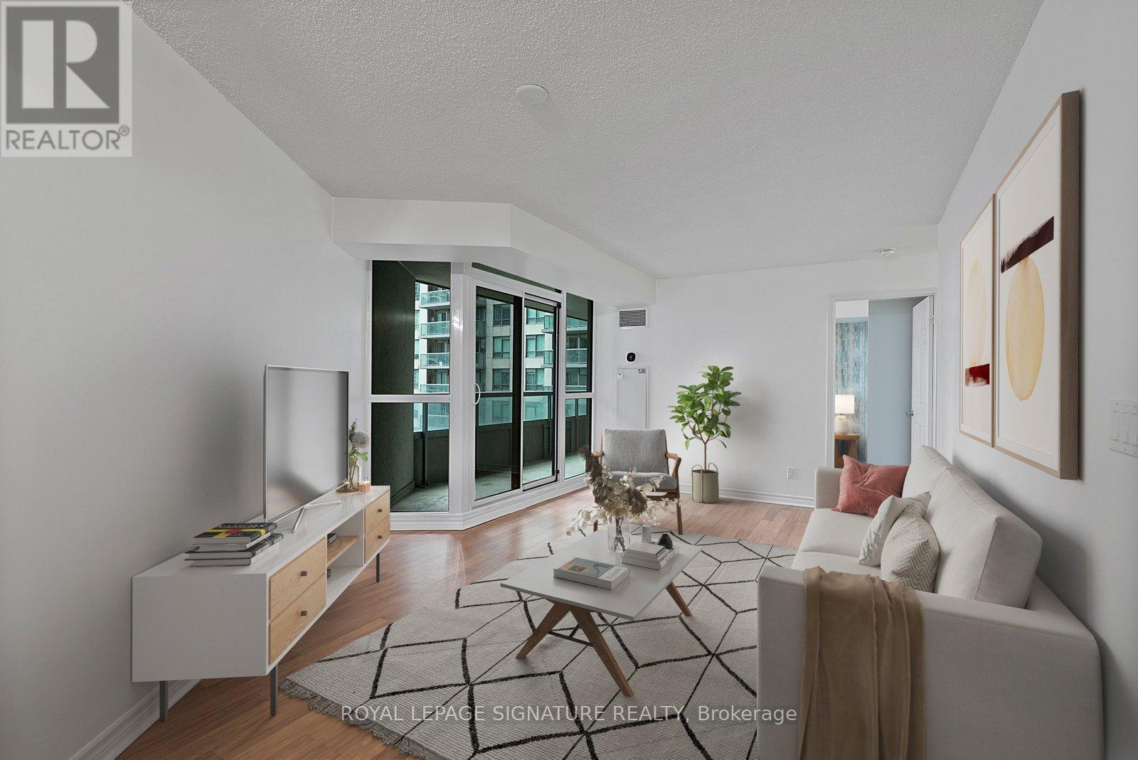 801 - 19 Grand Trunk Crescent, Toronto, Ontario M5J 3A3 - Photo 1 - C13659492