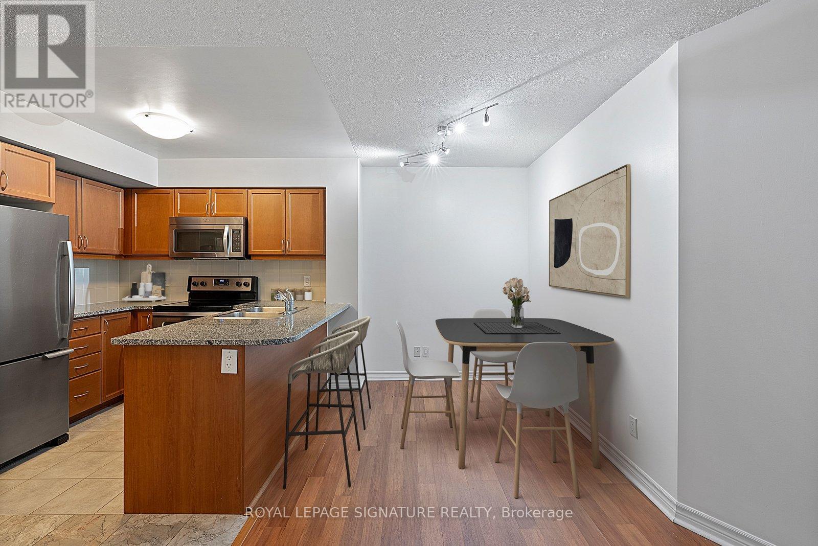 801 - 19 Grand Trunk Crescent, Toronto, Ontario M5J 3A3 - Photo 6 - C13659492