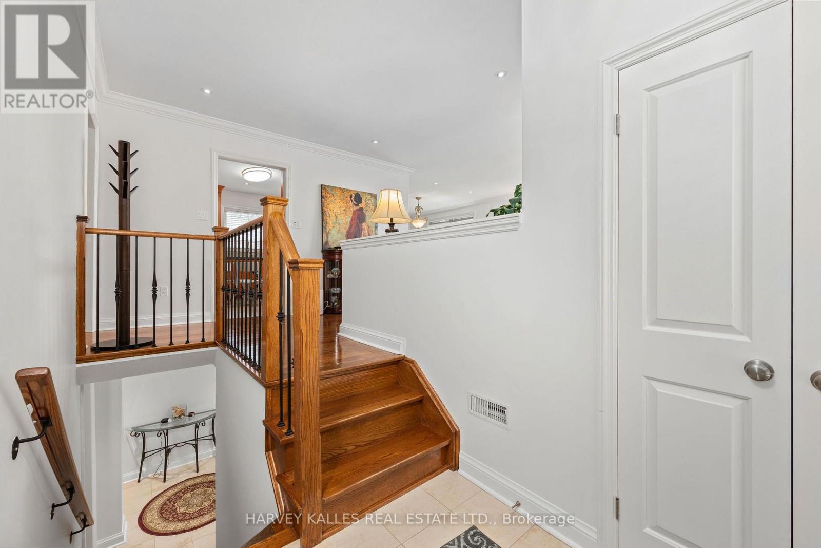 32 Acton Avenue, Toronto, Ontario  M3H 4G7 - Photo 19 - C13659602