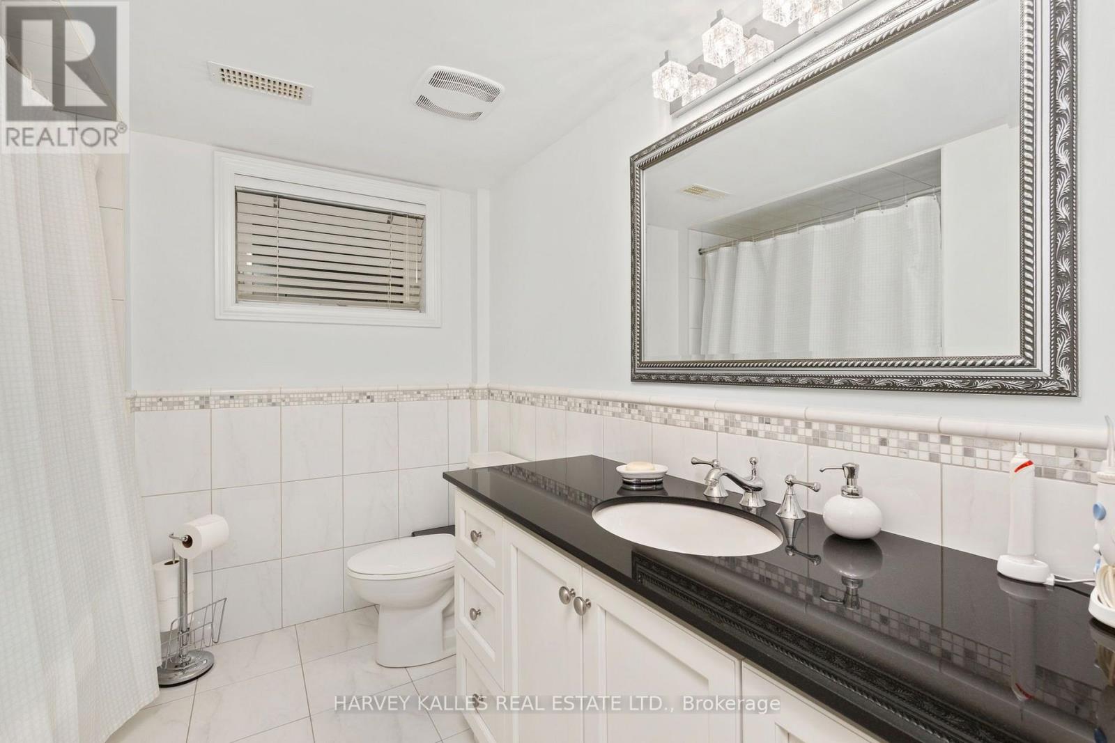 32 Acton Avenue, Toronto, Ontario  M3H 4G7 - Photo 24 - C13659602