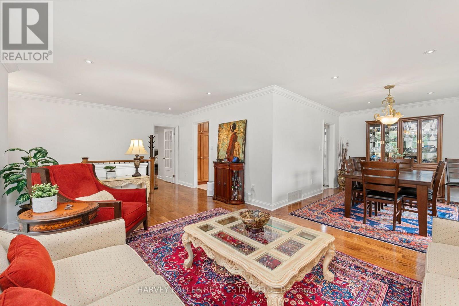 32 Acton Avenue, Toronto, Ontario  M3H 4G7 - Photo 7 - C13659602