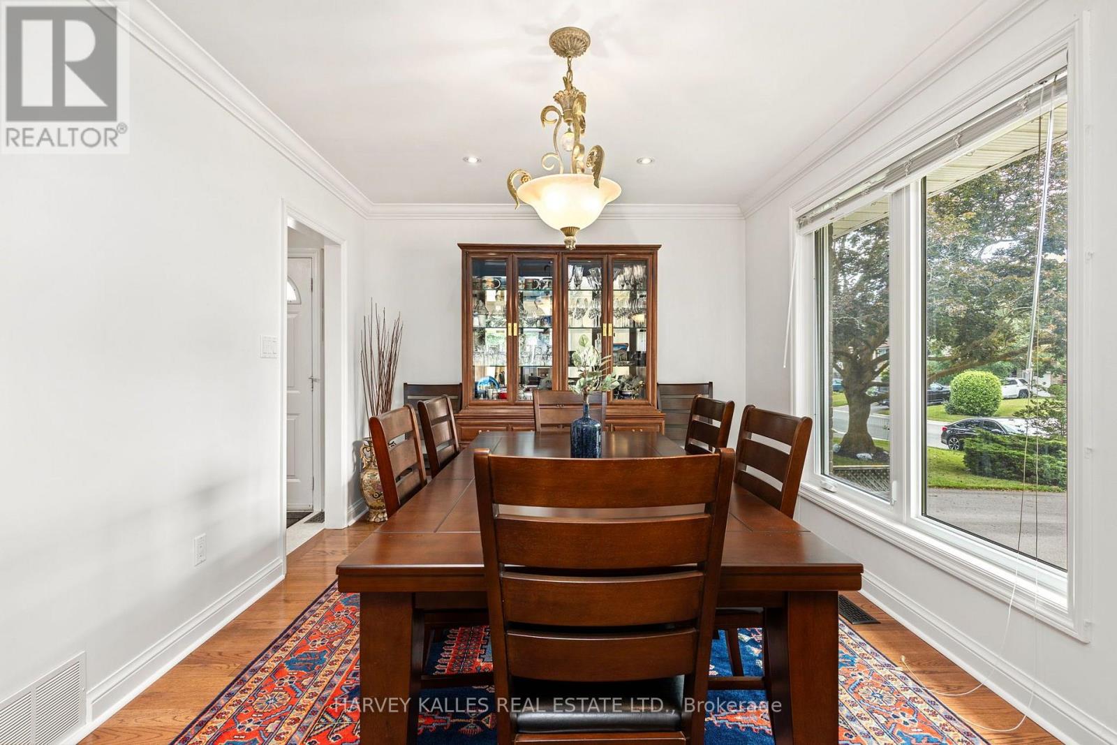 32 Acton Avenue, Toronto, Ontario  M3H 4G7 - Photo 8 - C13659602