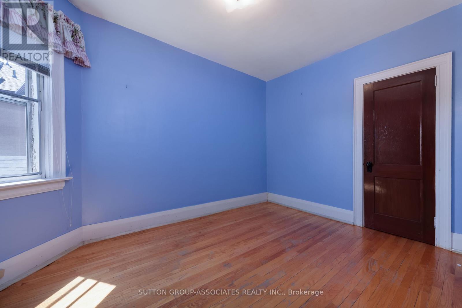 155 Earlsdale Avenue, Toronto, Ontario  M6E 1L3 - Photo 18 - C13659610