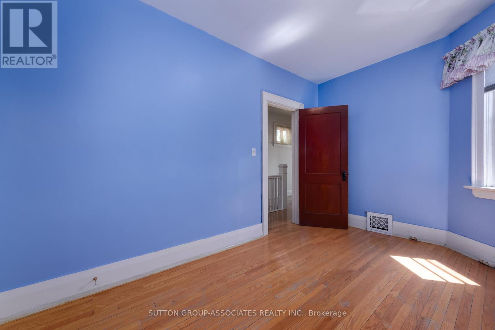 155 Earlsdale Avenue, Toronto, Ontario  M6E 1L3 - Photo 19 - C13659610