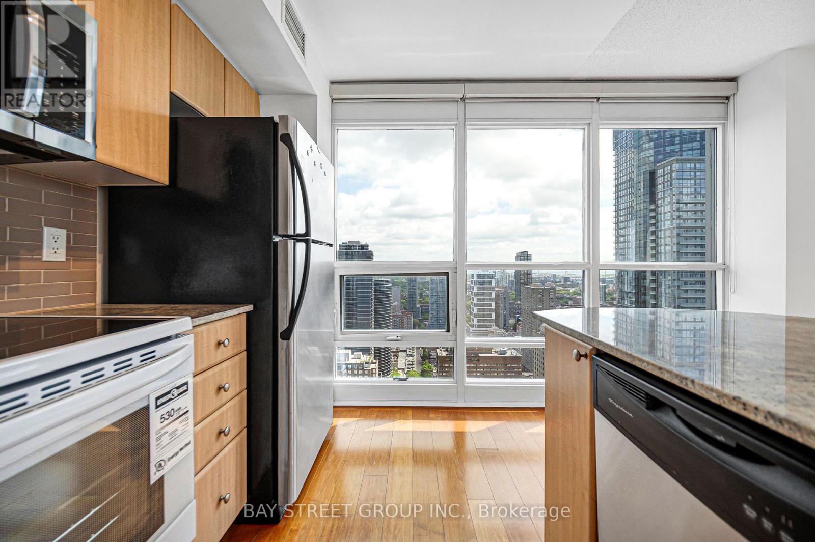 4105 - 763 Bay Street, Toronto, Ontario  M5G 2R3 - Photo 8 - C13659652