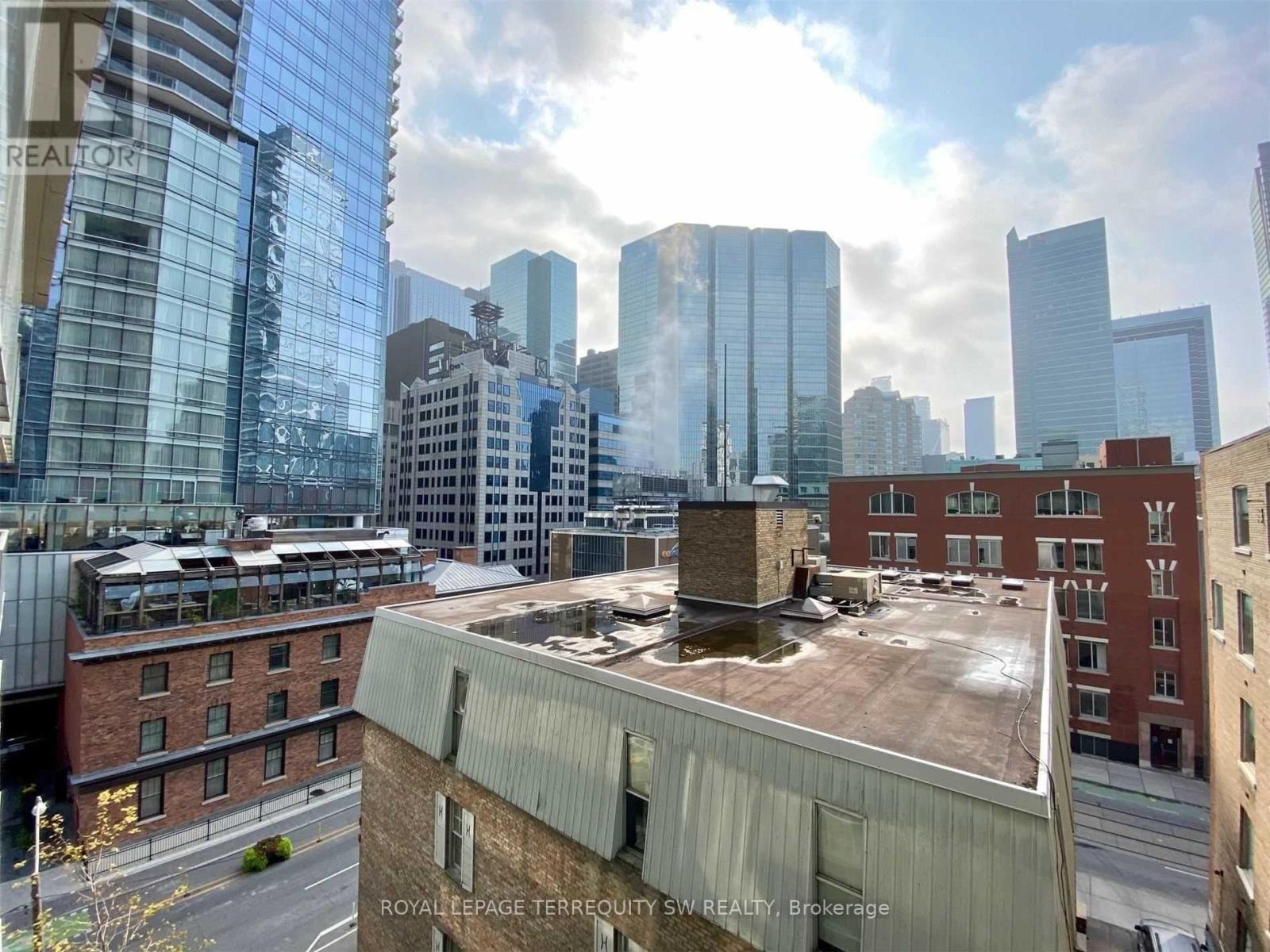 613 - 126 Simcoe Street, Toronto, Ontario M5H 4E6 - Photo 12 - C13659670