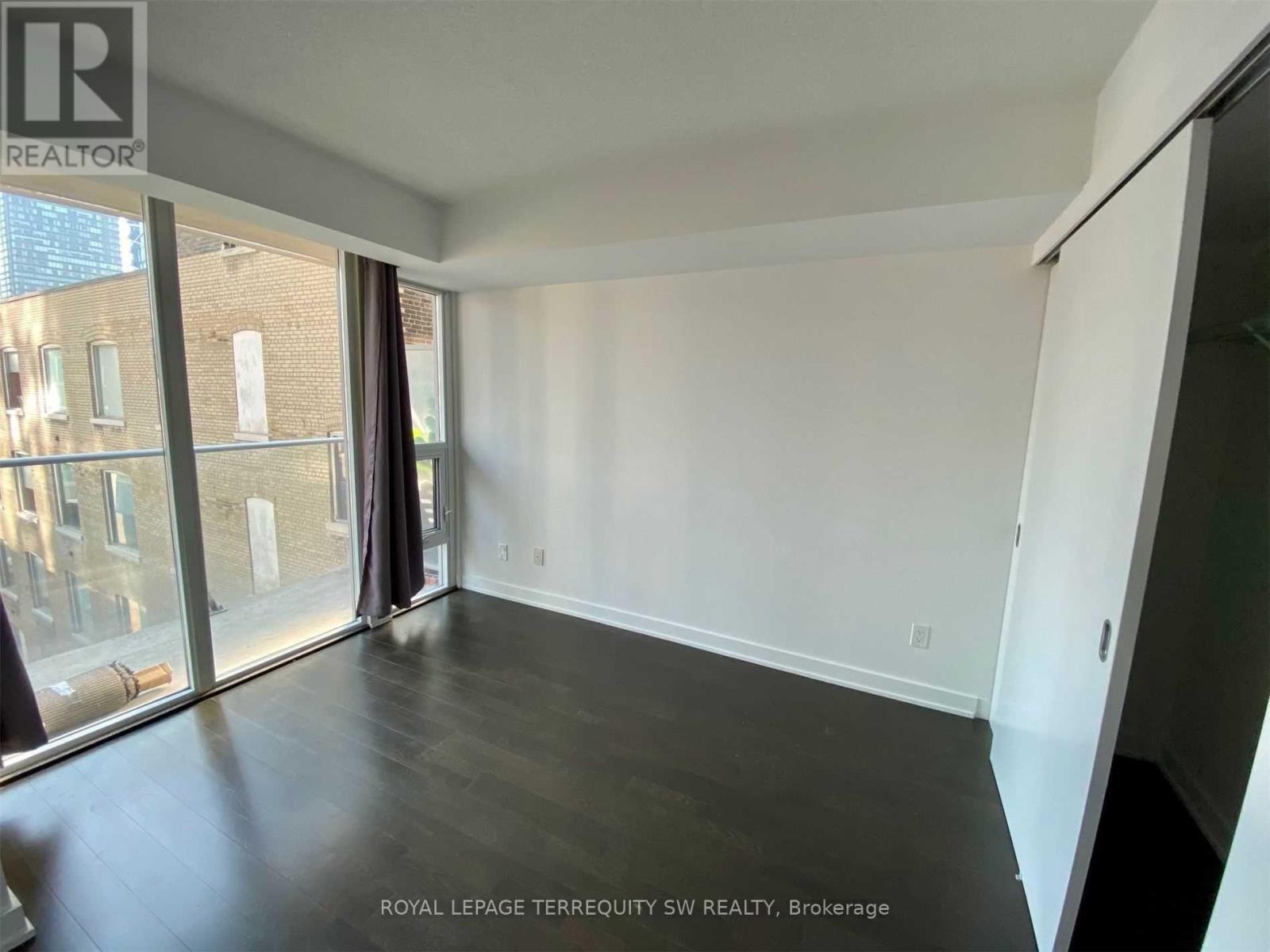 613 - 126 Simcoe Street, Toronto, Ontario M5H 4E6 - Photo 7 - C13659670