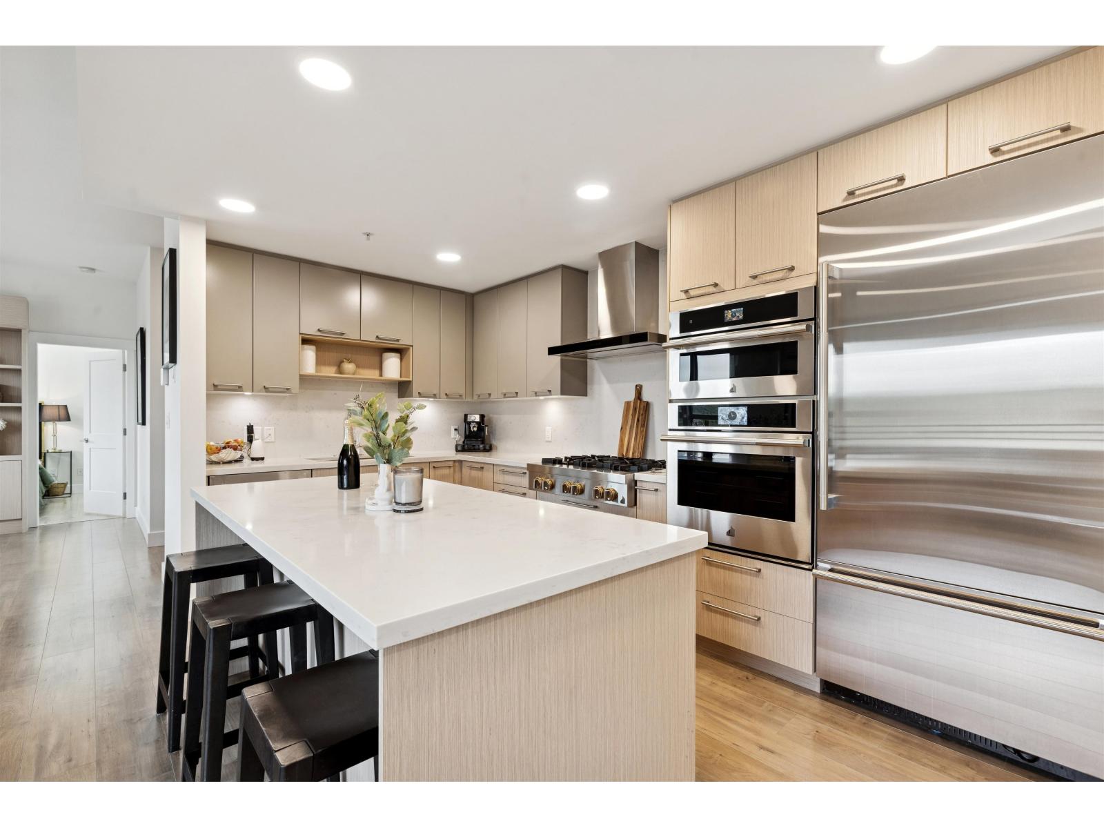 501 14022 North Bluff Road, White Rock, British Columbia  V4B 3C3 - Photo 7 - R3153583