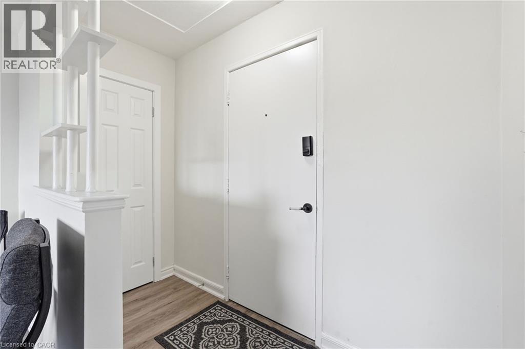 1254 Fennell Avenue E, Hamilton, Ontario  L8T 1T4 - Photo 10 - 40823176