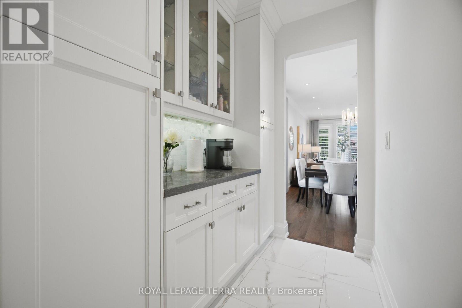 27 Minford Avenue, Toronto, Ontario  M1R 2B2 - Photo 10 - E13659488