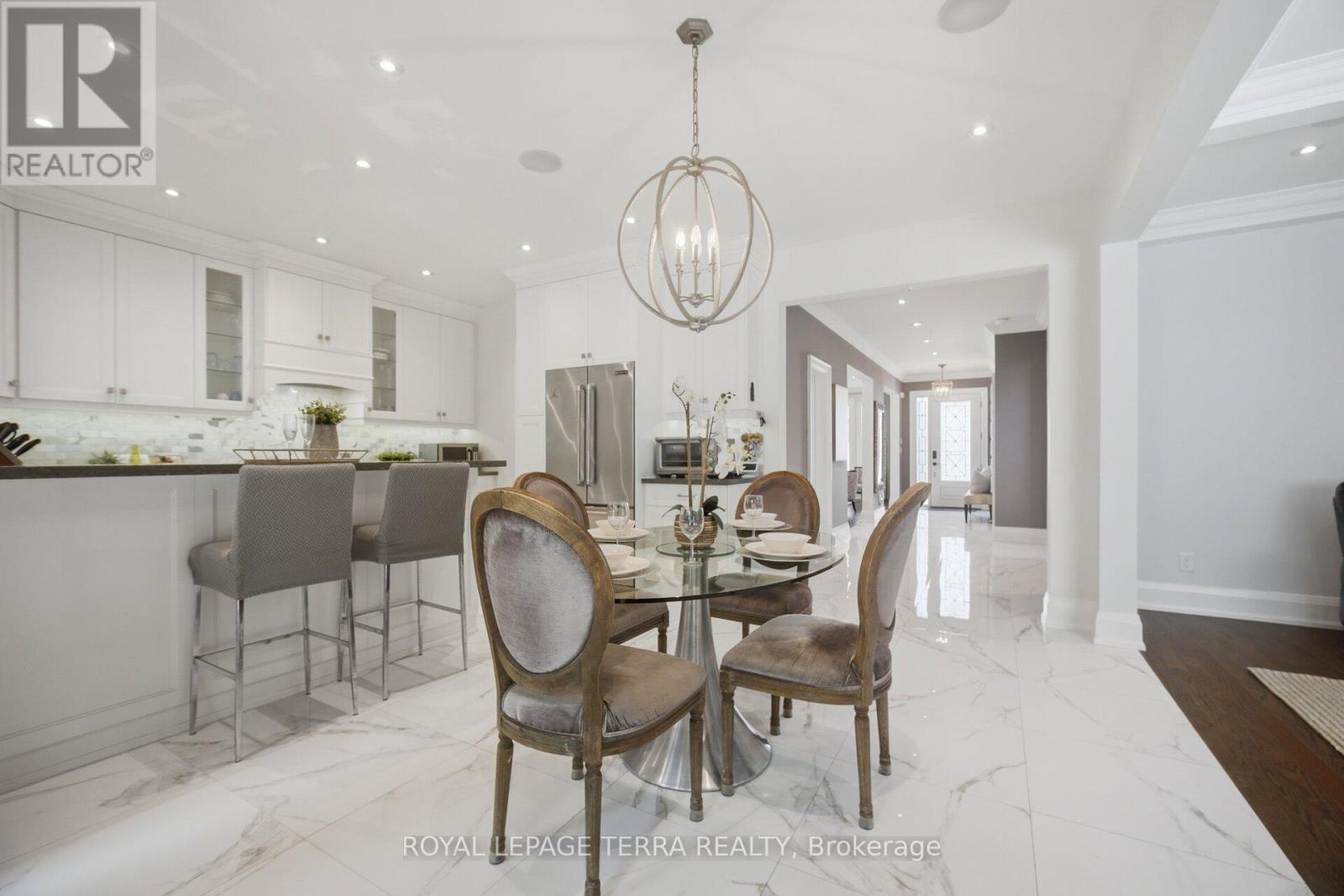 27 Minford Avenue, Toronto, Ontario  M1R 2B2 - Photo 17 - E13659488