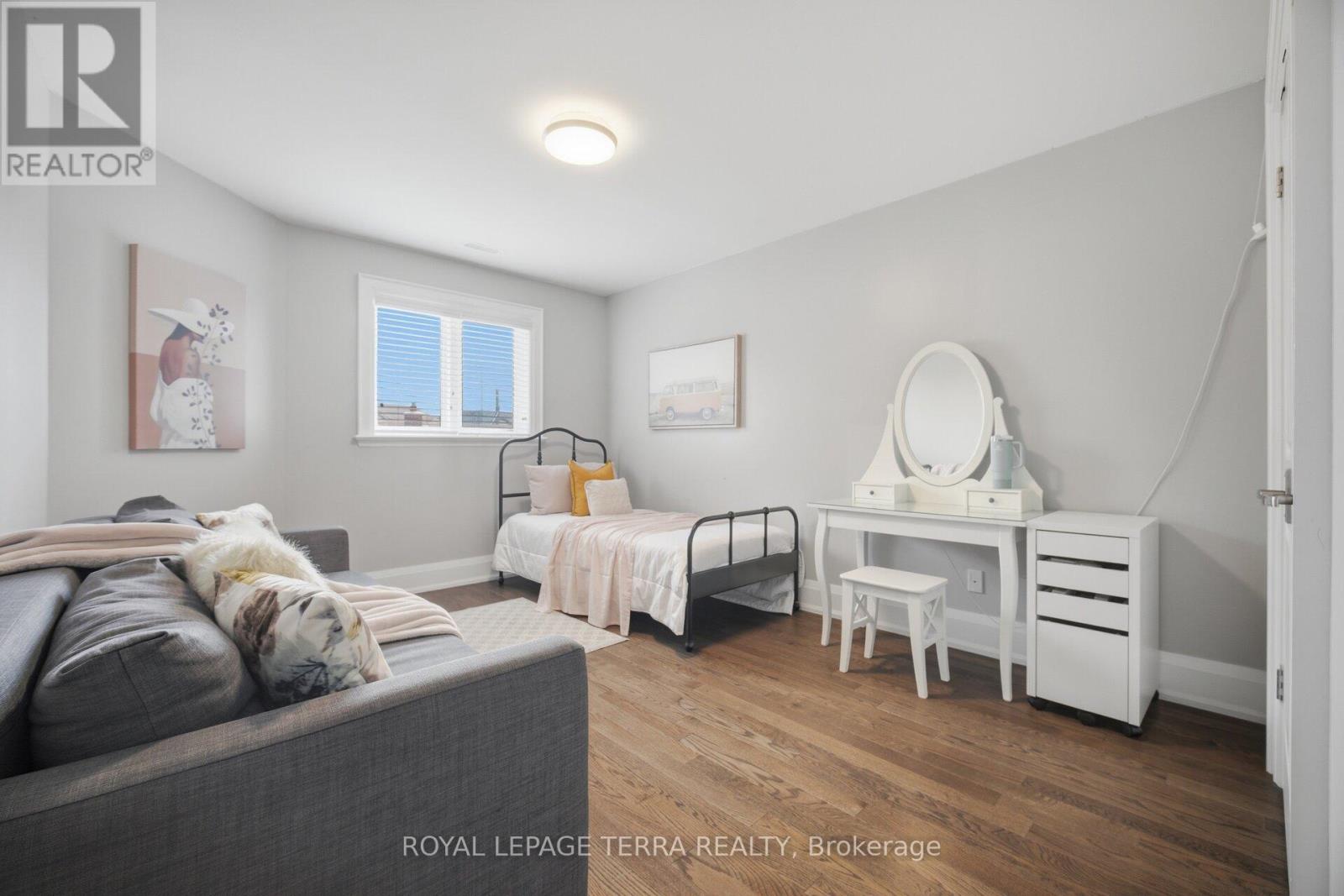 27 Minford Avenue, Toronto, Ontario  M1R 2B2 - Photo 31 - E13659488