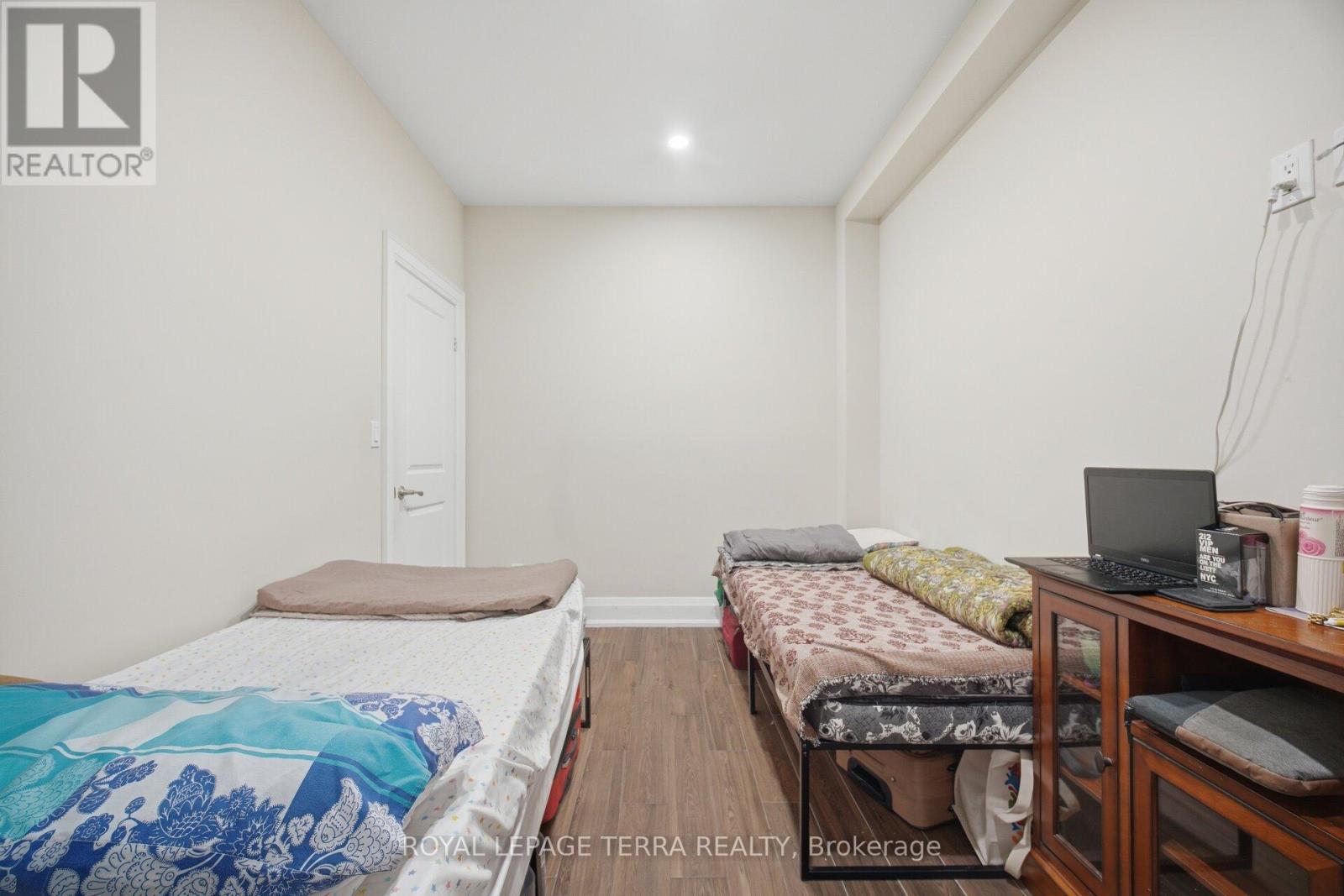 27 Minford Avenue, Toronto, Ontario  M1R 2B2 - Photo 41 - E13659488