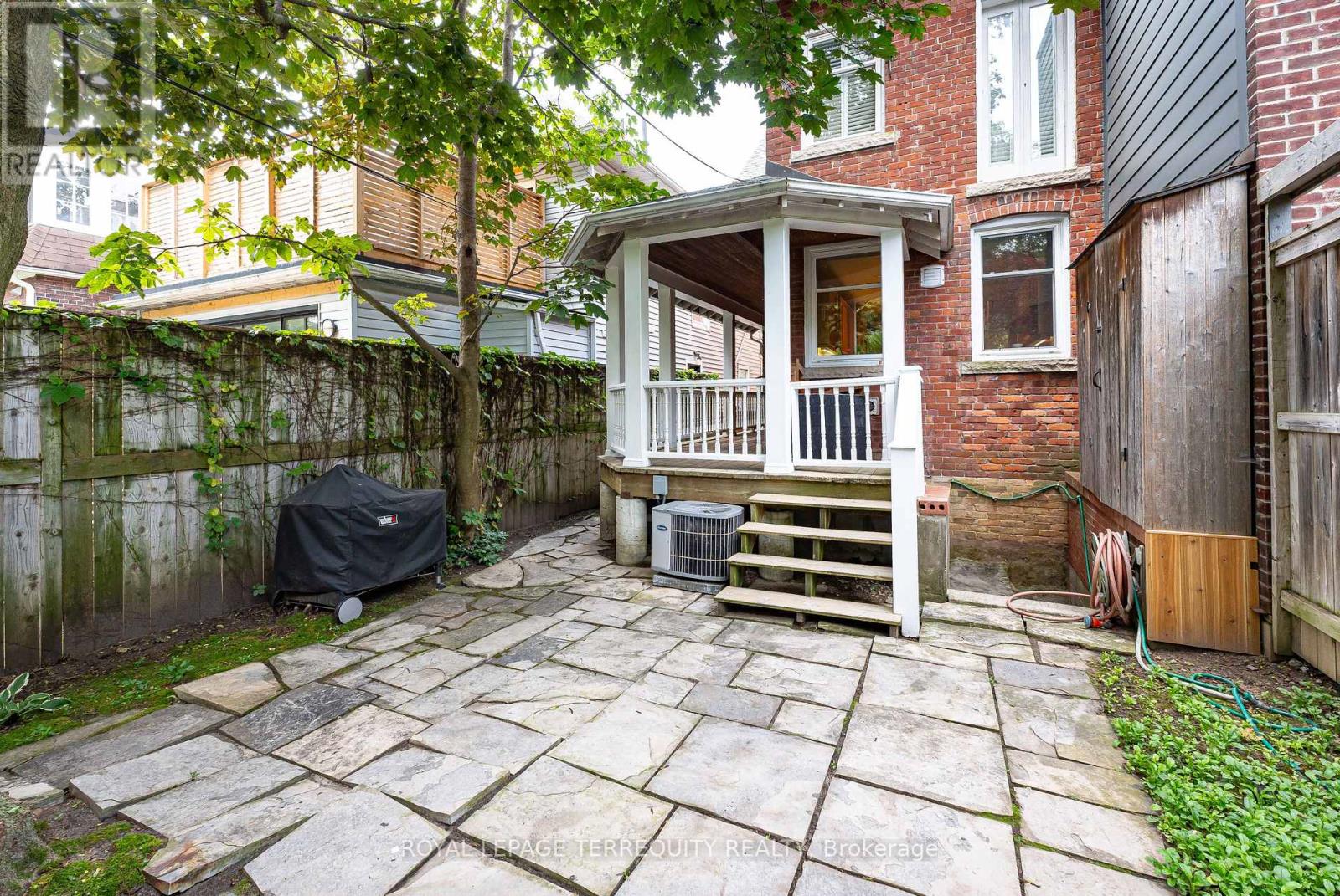 89 Leuty Avenue, Toronto, Ontario  M4E 2R2 - Photo 42 - E13659560