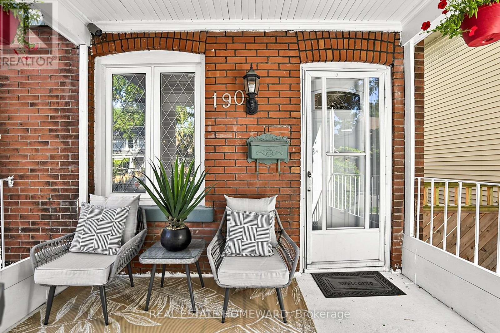 190 Rhodes Avenue, Toronto, Ontario  M4L 3A1 - Photo 2 - E13659570