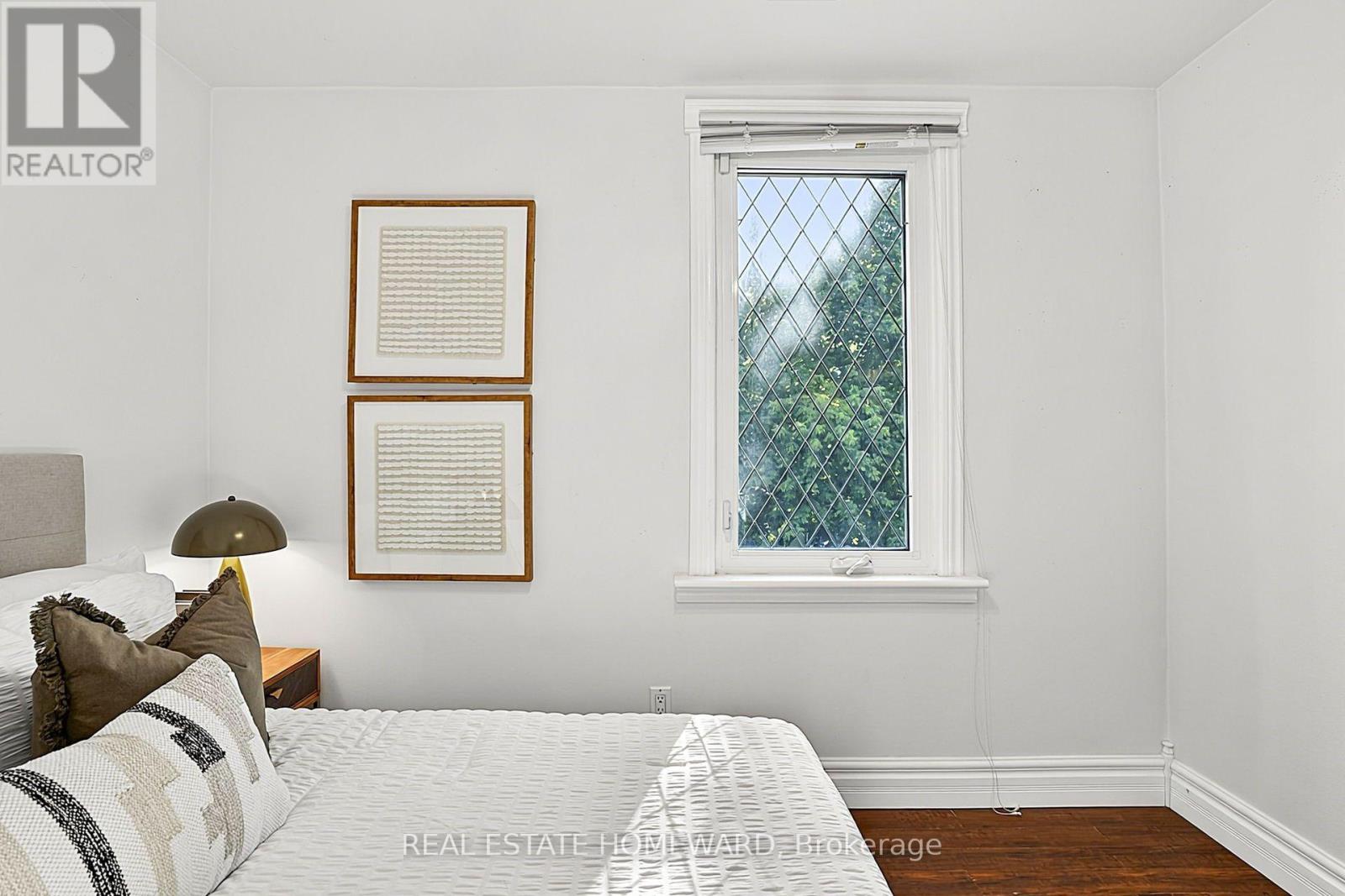 190 Rhodes Avenue, Toronto, Ontario  M4L 3A1 - Photo 20 - E13659570