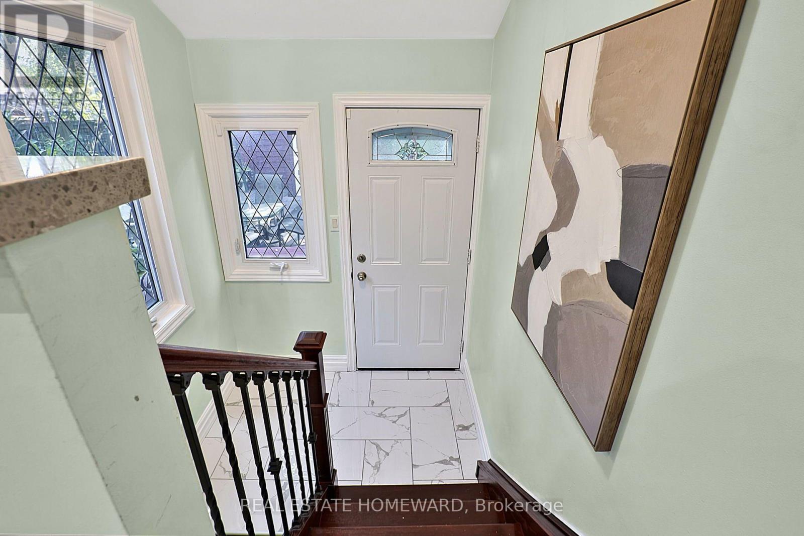 190 Rhodes Avenue, Toronto, Ontario  M4L 3A1 - Photo 23 - E13659570