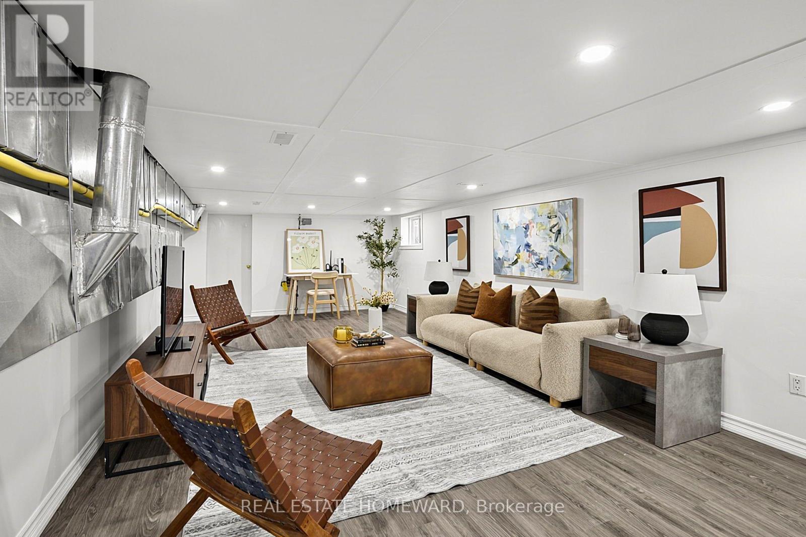 190 Rhodes Avenue, Toronto, Ontario  M4L 3A1 - Photo 24 - E13659570