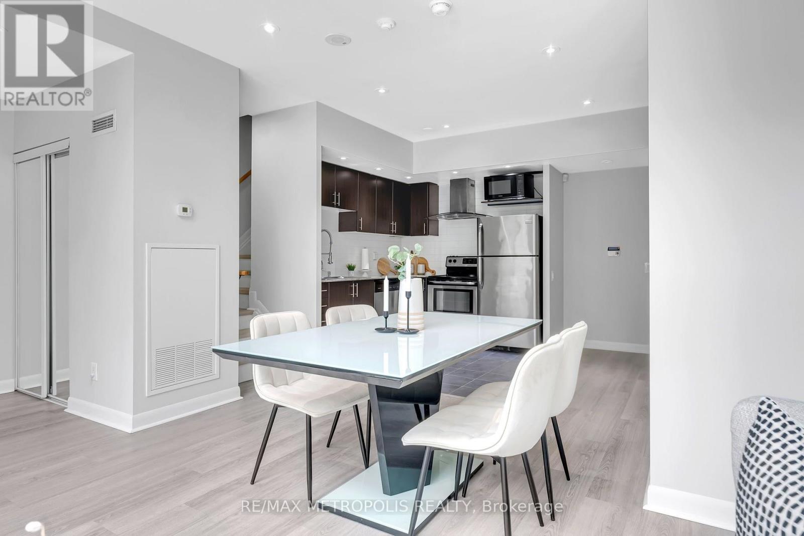 180 Borough Drive, Toronto, Ontario  M1P 0B5 - Photo 15 - E13659596