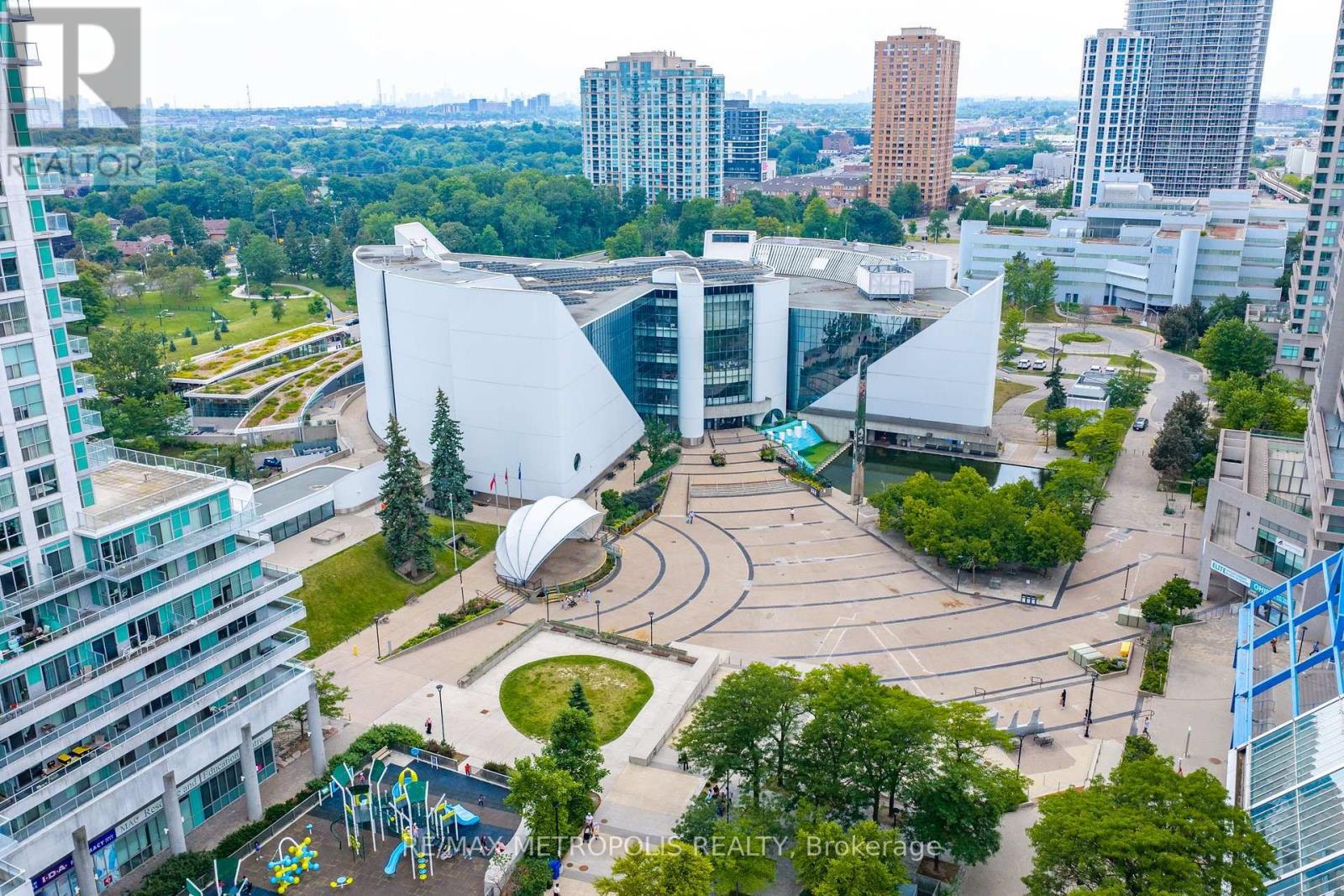 180 Borough Drive, Toronto, Ontario  M1P 0B5 - Photo 42 - E13659596