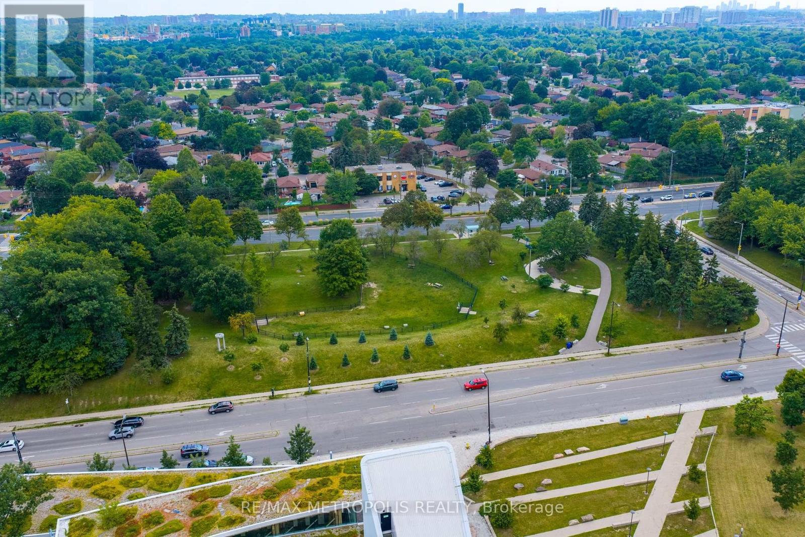 180 Borough Drive, Toronto, Ontario  M1P 0B5 - Photo 44 - E13659596