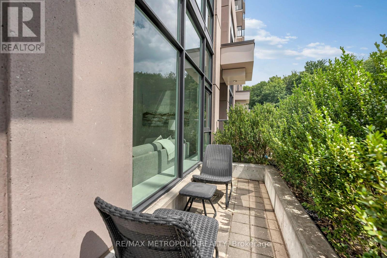 180 Borough Drive, Toronto, Ontario  M1P 0B5 - Photo 5 - E13659596