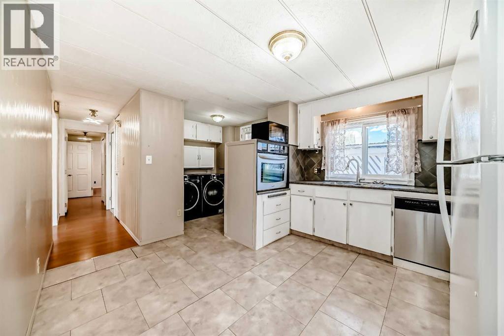 212, 3223 83 Street Nw, Calgary, Alberta  T3B 5N4 - Photo 7 - A2333735