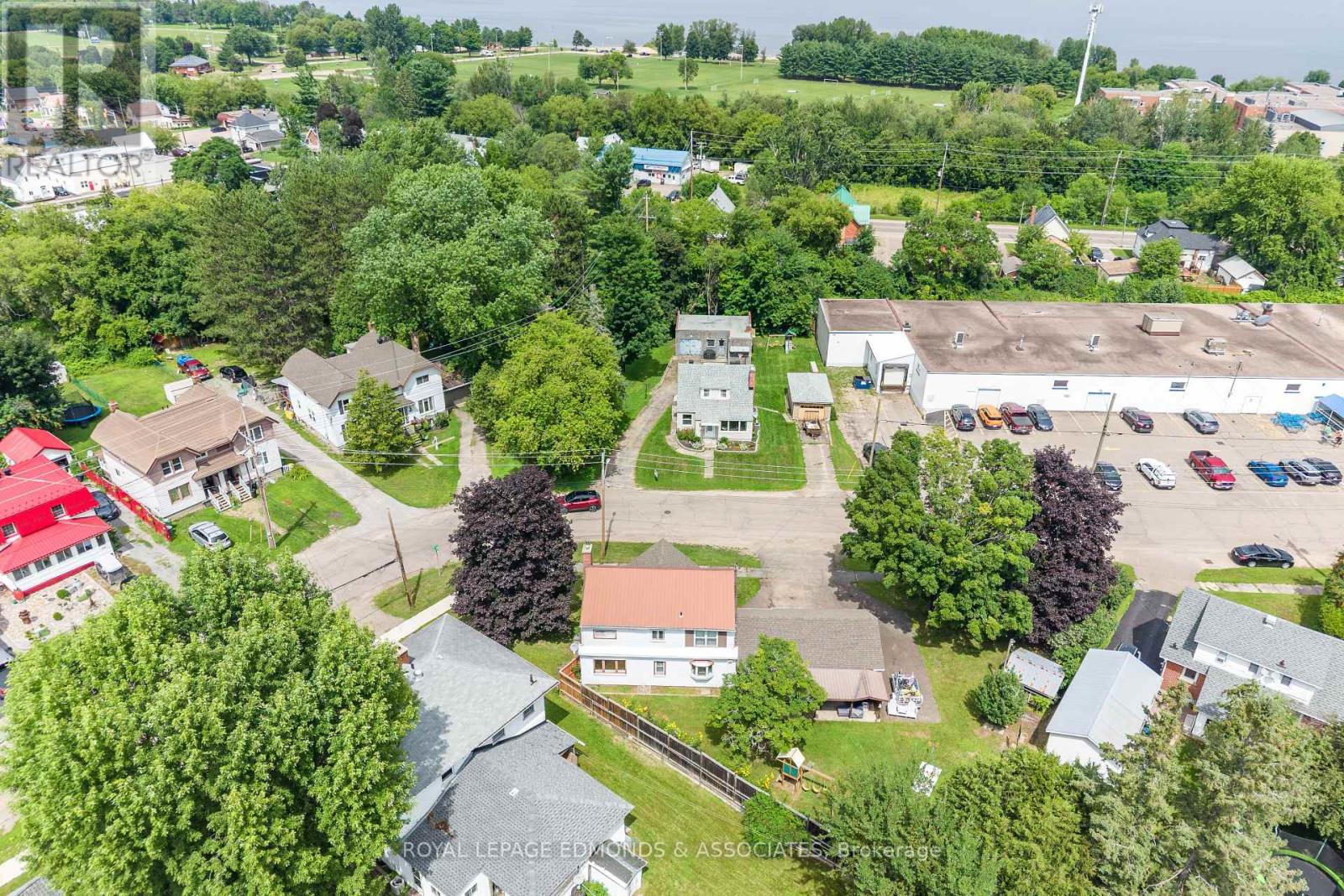 734 Front Street, Pembroke, Ontario  K8A 6J6 - Photo 42 - X13659678