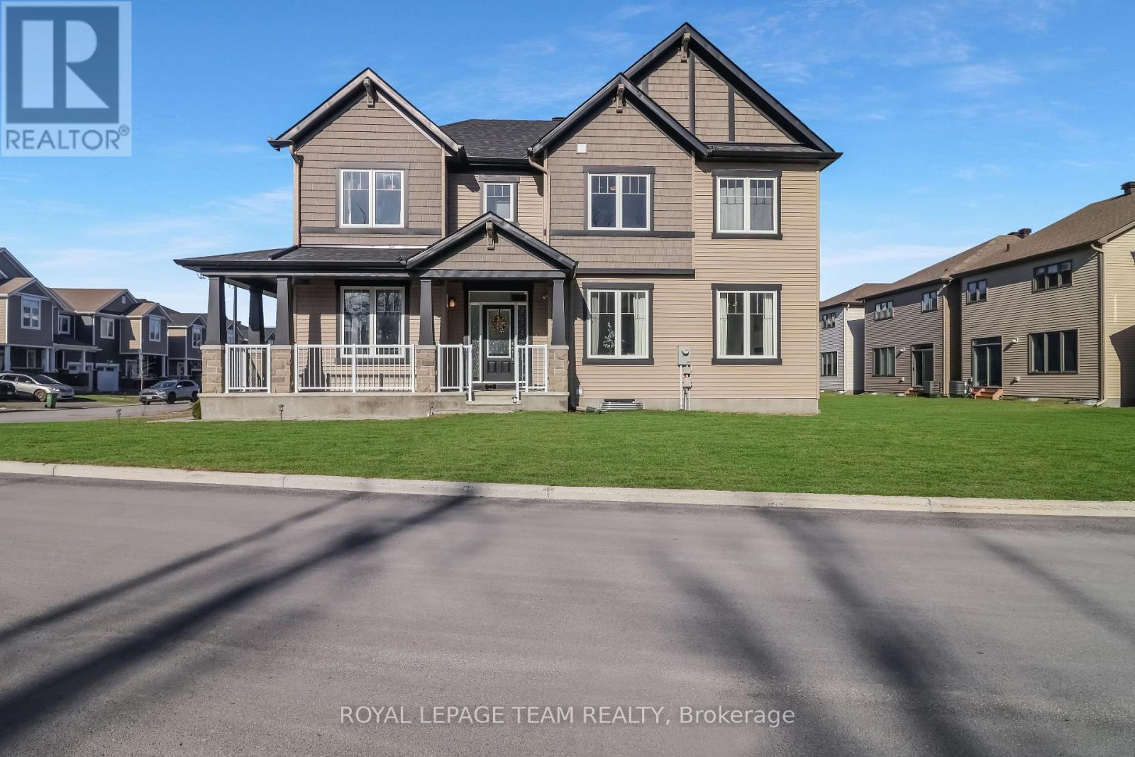647 CYGNUS STREET, Ottawa, Ontario