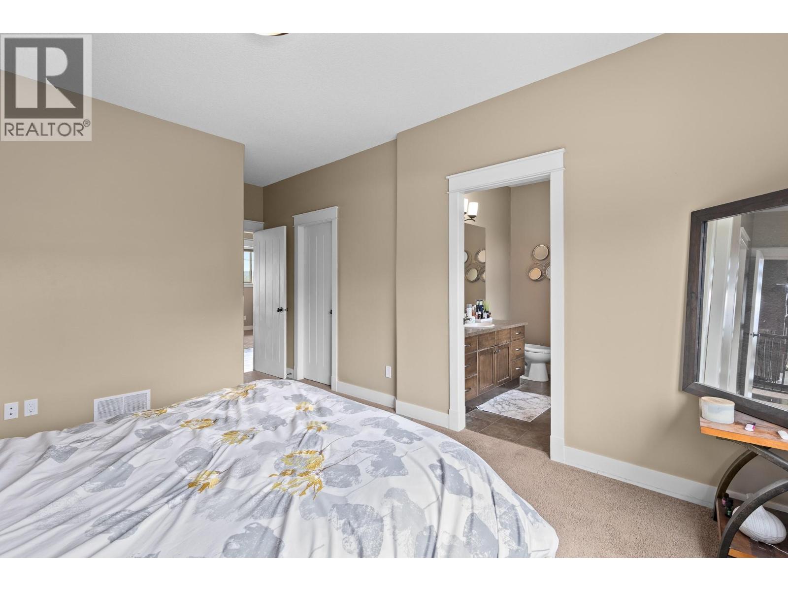 6555 Blackcomb Place, Vernon, British Columbia   - Photo 41 - 10387720