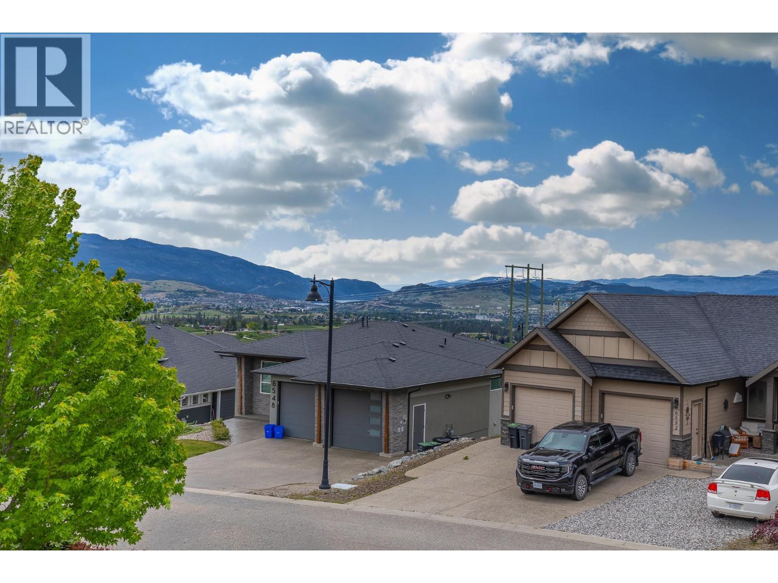 6555 Blackcomb Place, Vernon, British Columbia   - Photo 30 - 10387720