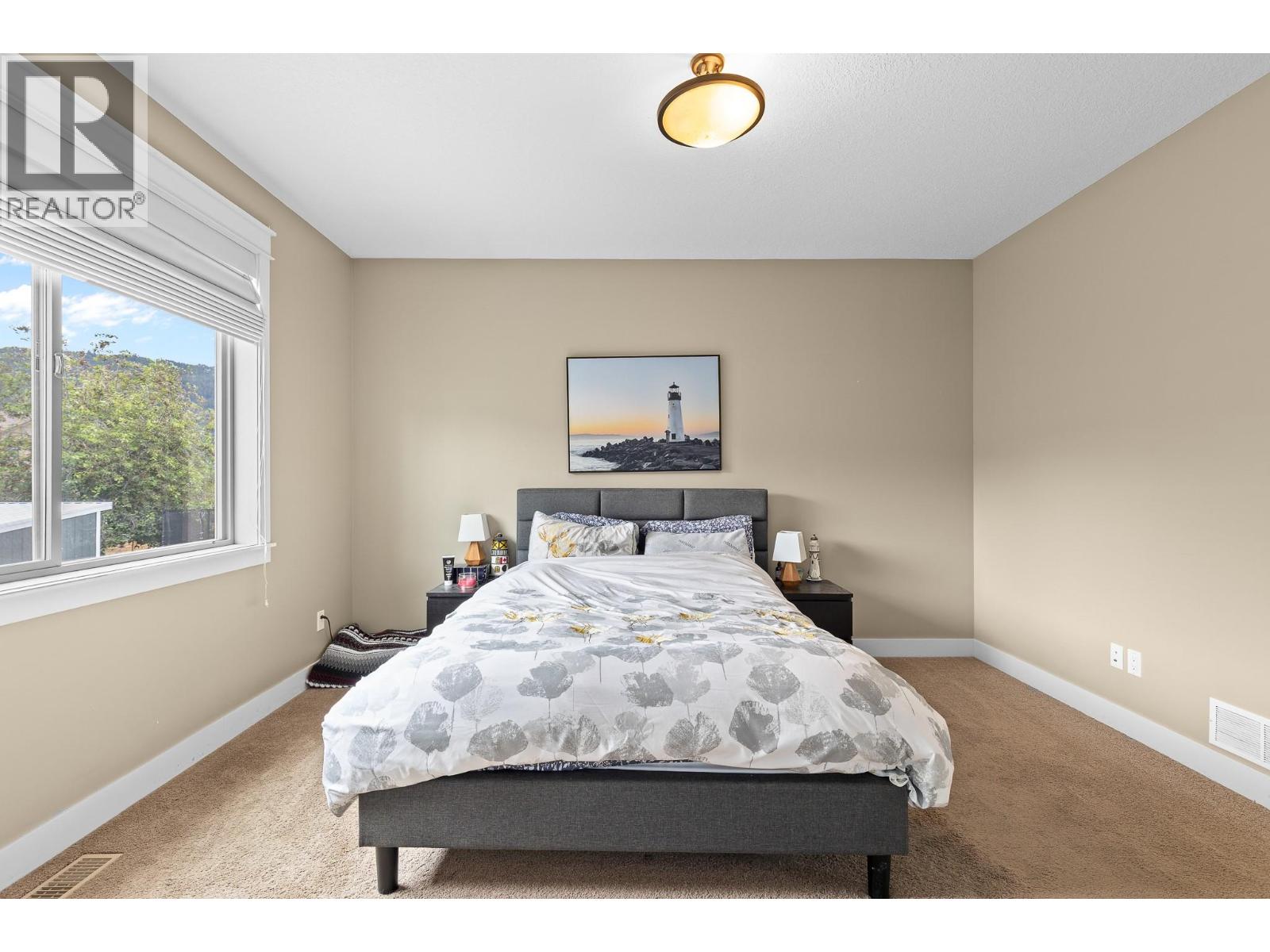 6555 Blackcomb Place, Vernon, British Columbia   - Photo 39 - 10387720