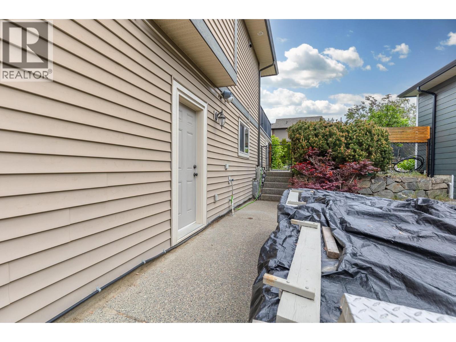 6555 Blackcomb Place, Vernon, British Columbia   - Photo 82 - 10387720