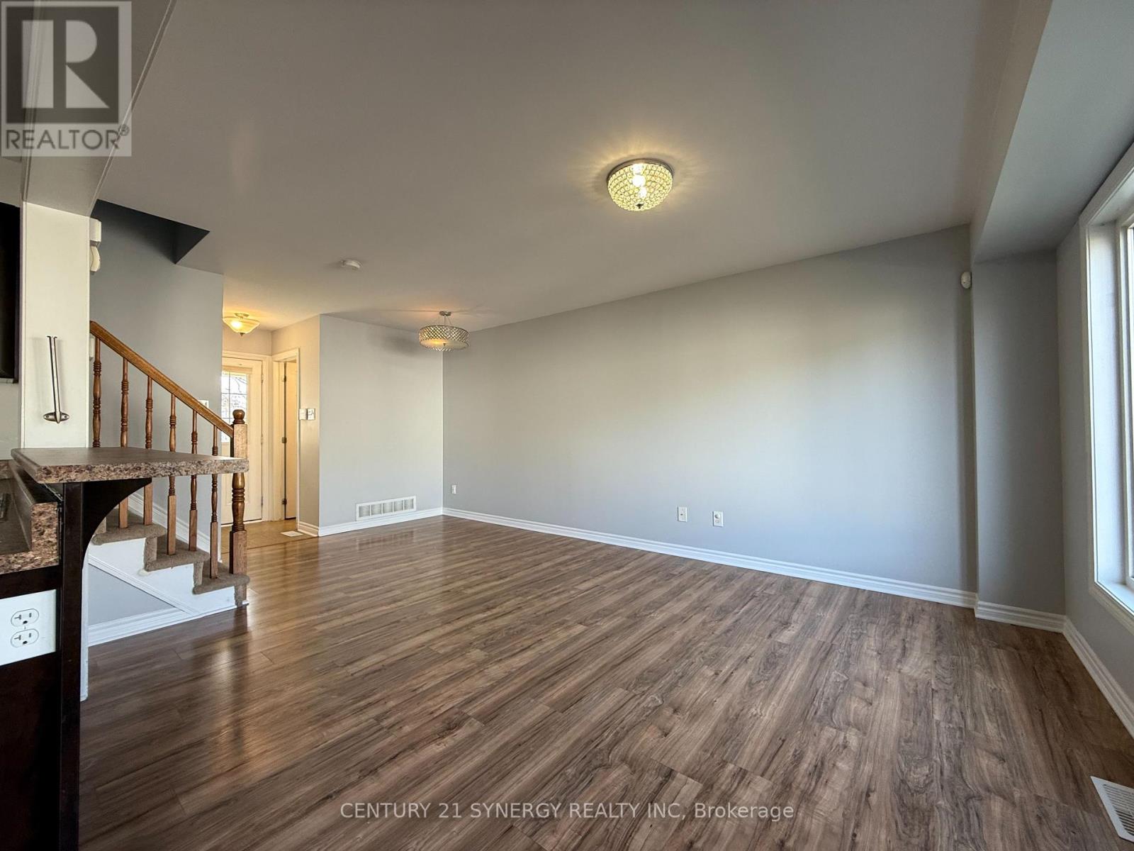 921 Messor Crescent, Ottawa, Ontario  K2S 0P2 - Photo 6 - X13659506