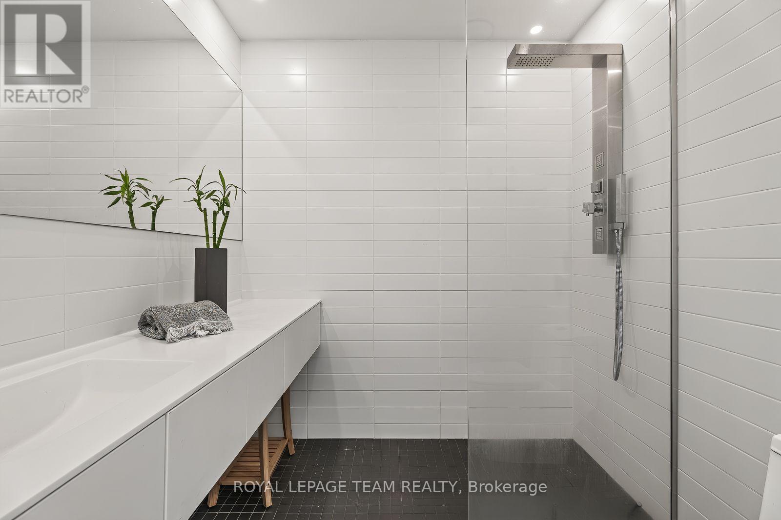 2 - 142 Ivy Crescent, Ottawa, Ontario  K1M 1X6 - Photo 25 - X13659686