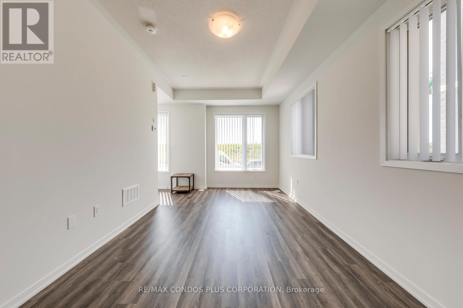 281 - 140 Honeycrisp Crescent, Vaughan, Ontario  L4K 0N7 - Photo 3 - N13659612