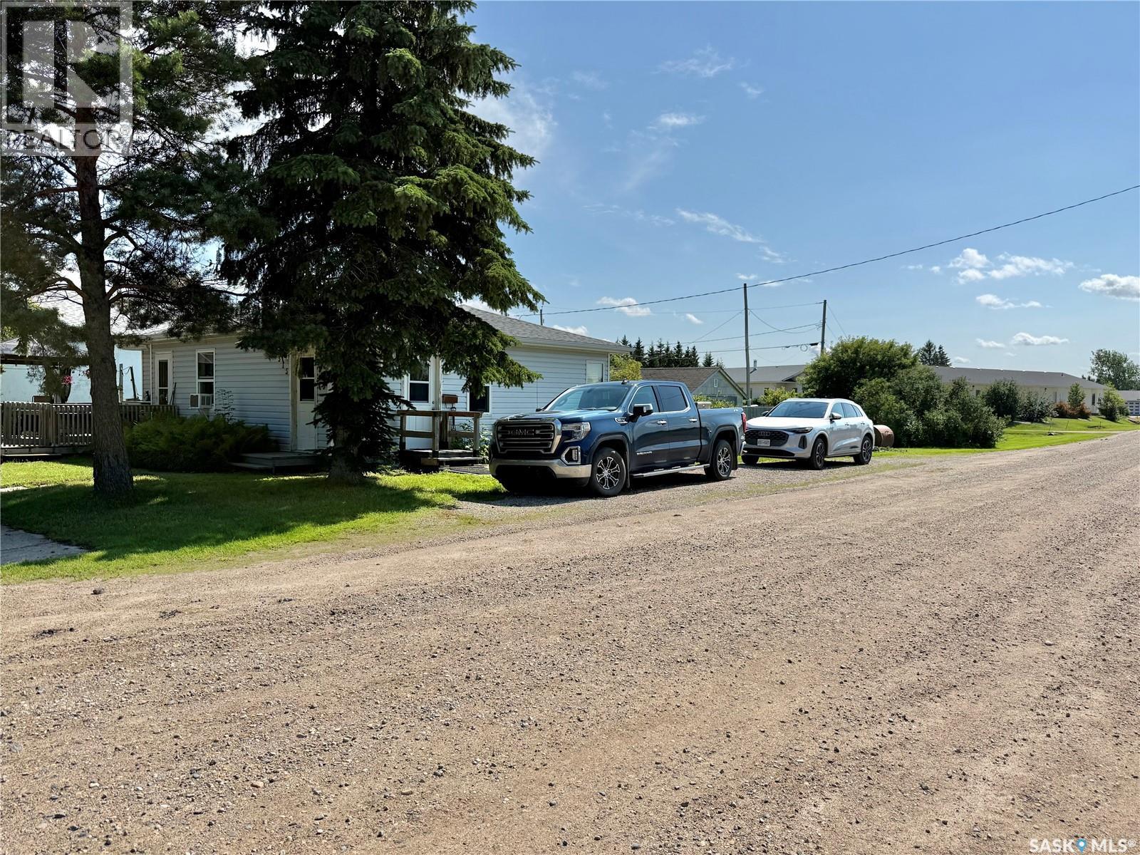 315 3rd Avenue W, Debden, Saskatchewan  S0J 0S0 - Photo 23 - SK045131