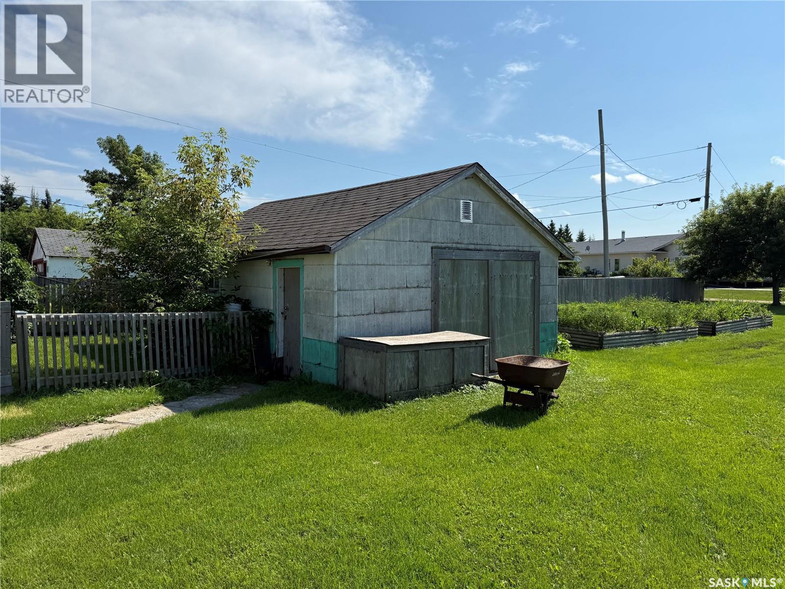 315 3rd Avenue W, Debden, Saskatchewan  S0J 0S0 - Photo 30 - SK045131