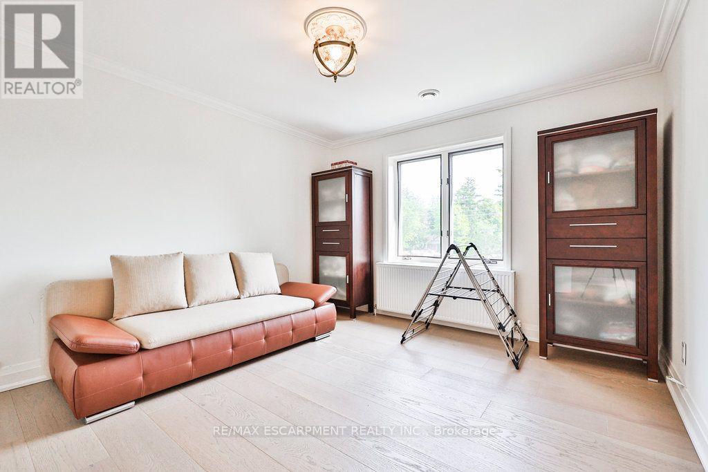 A - 1430 Hurontario Street, Mississauga, Ontario  L5G 3H4 - Photo 23 - W13659576