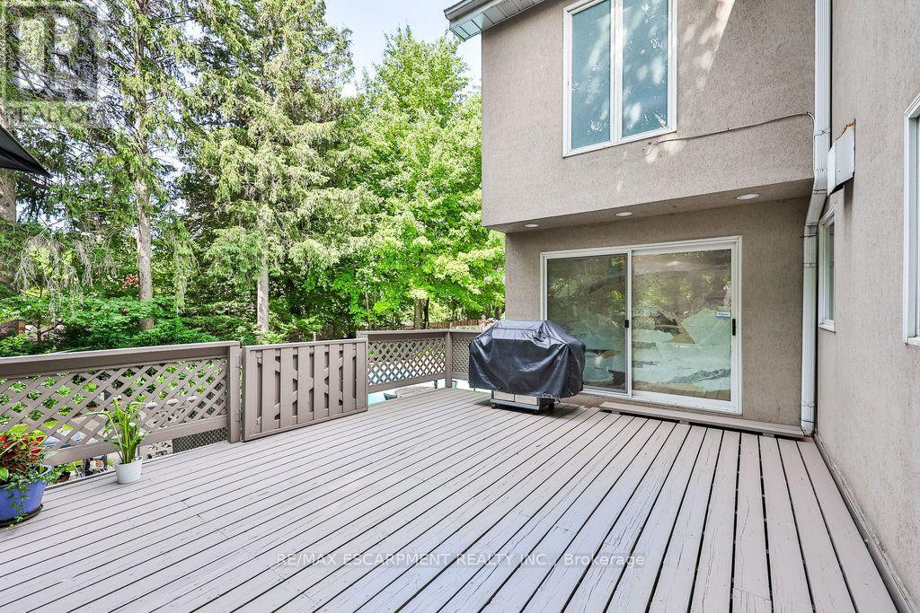 A - 1430 Hurontario Street, Mississauga, Ontario  L5G 3H4 - Photo 27 - W13659576