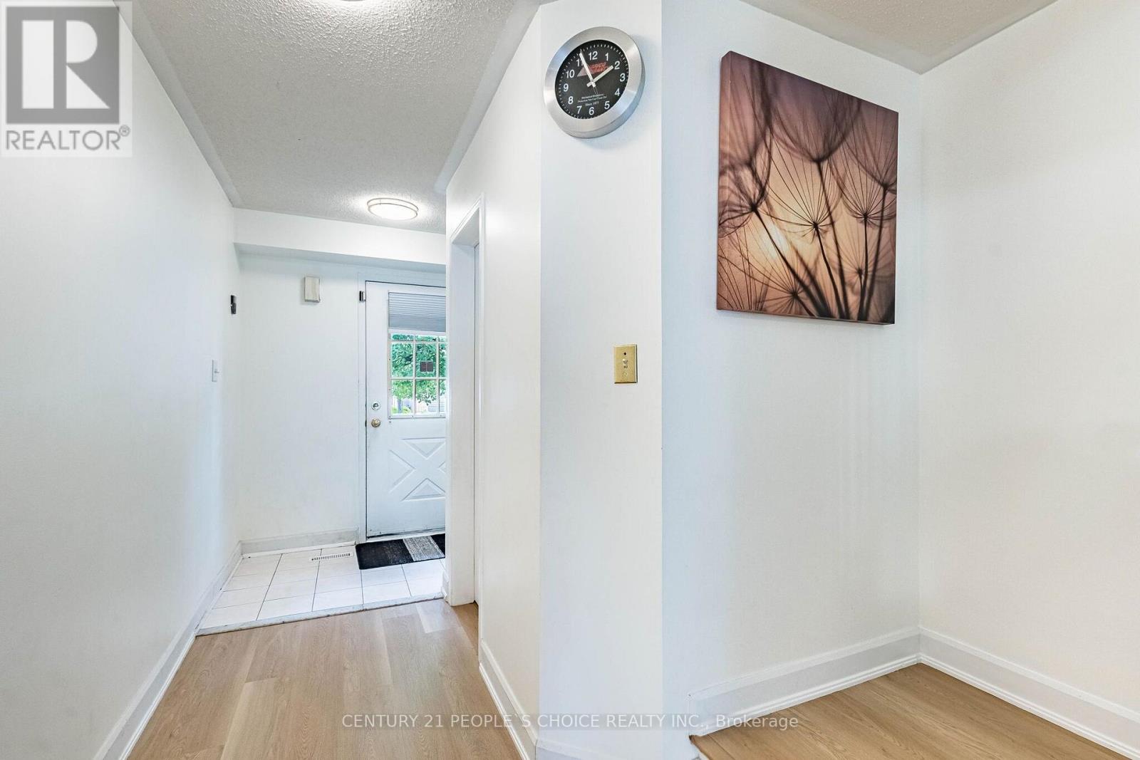 30 Brisbane Court, Brampton, Ontario  L6R 1V4 - Photo 10 - W13659616