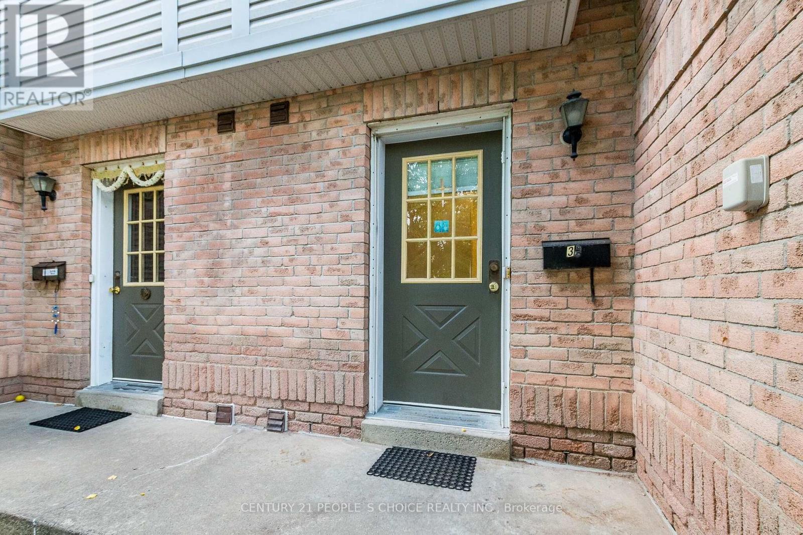 30 Brisbane Court, Brampton, Ontario  L6R 1V4 - Photo 4 - W13659616
