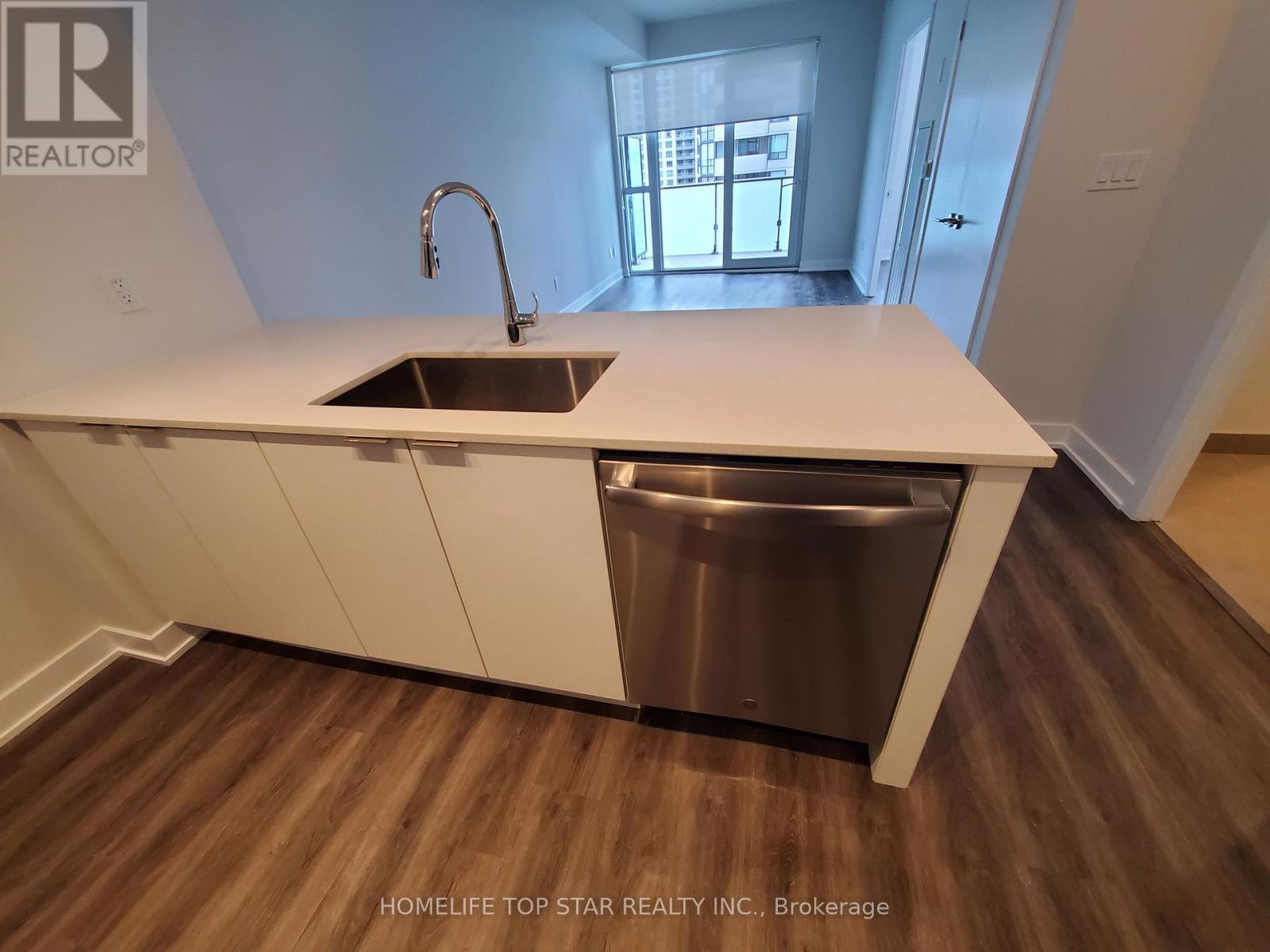 620 - 430 Square One Drive, Mississauga, Ontario  L5B 3Y1 - Photo 11 - W13659622