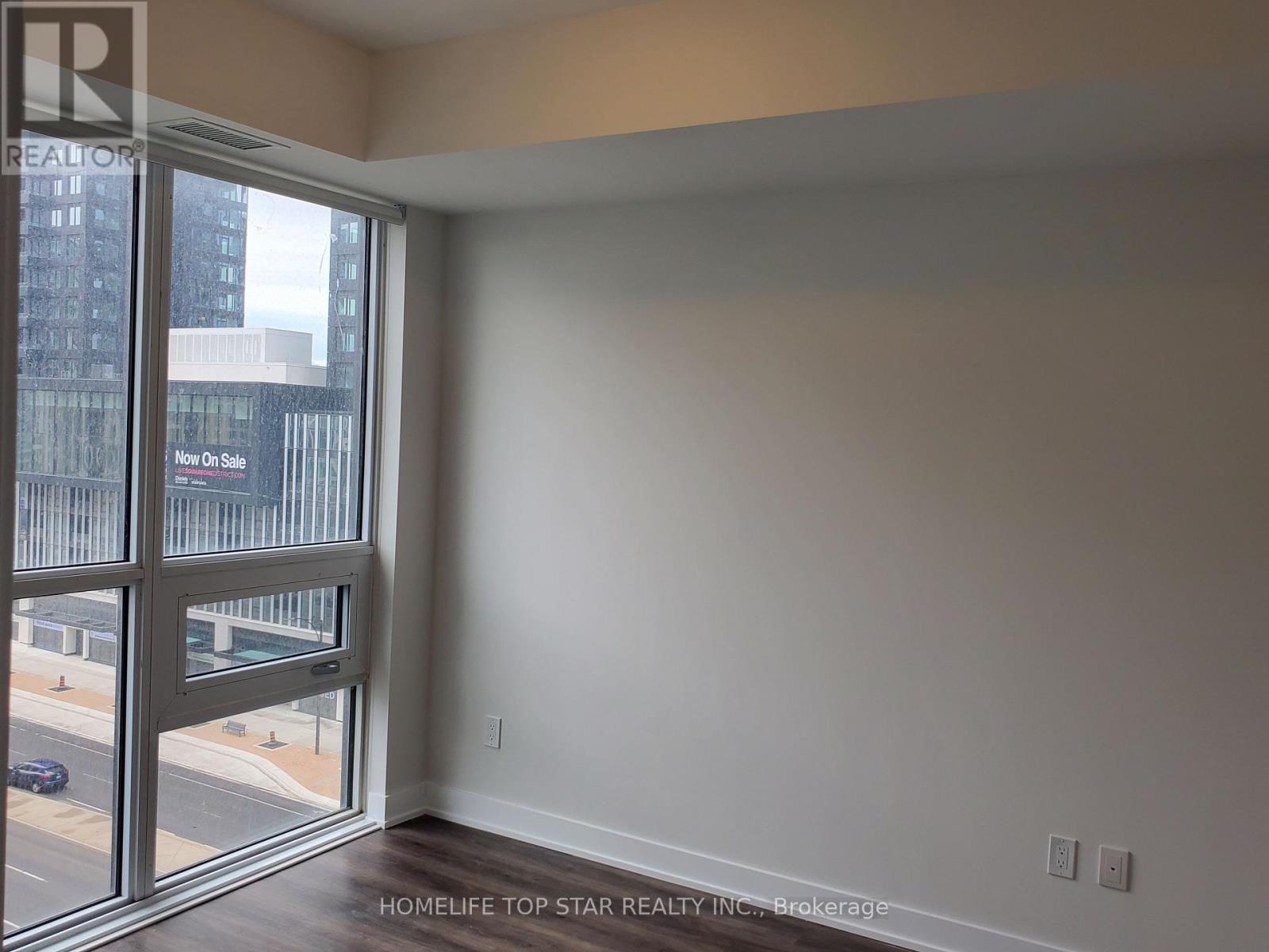 620 - 430 Square One Drive, Mississauga, Ontario  L5B 3Y1 - Photo 3 - W13659622