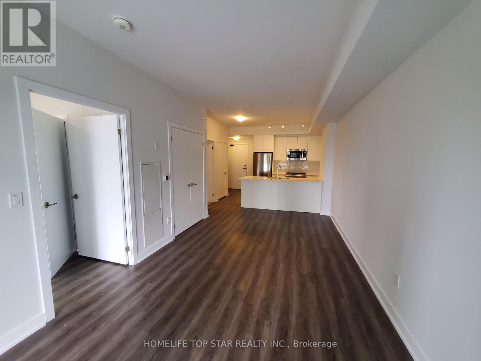 620 - 430 Square One Drive, Mississauga, Ontario  L5B 3Y1 - Photo 7 - W13659622