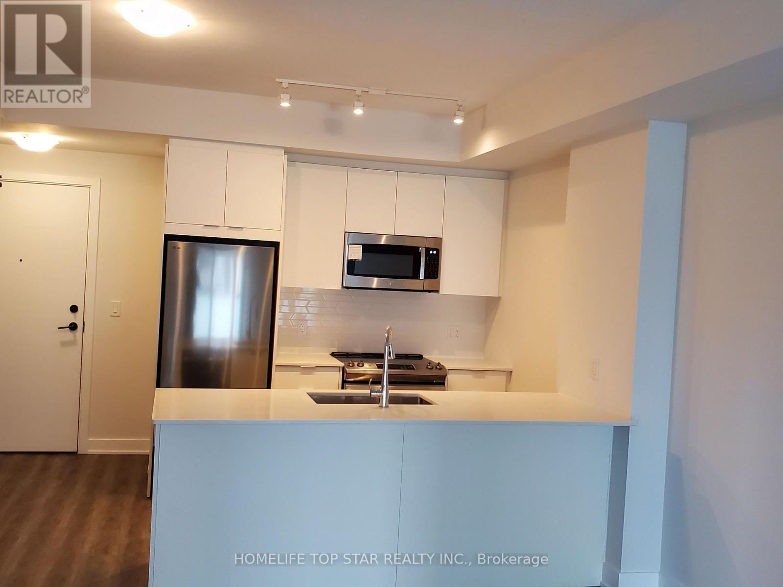 620 - 430 Square One Drive, Mississauga, Ontario  L5B 3Y1 - Photo 9 - W13659622
