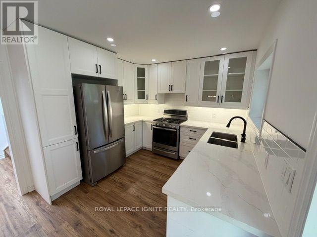 11 Fulwell Crescent, Toronto, Ontario  M3J 1Y4 - Photo 10 - W13659632