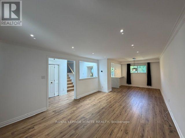 11 Fulwell Crescent, Toronto, Ontario  M3J 1Y4 - Photo 13 - W13659632