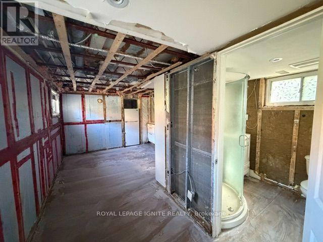 11 Fulwell Crescent, Toronto, Ontario  M3J 1Y4 - Photo 27 - W13659632